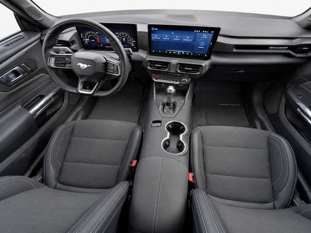 Used 2025 Ford Mustang GT RWD image 13