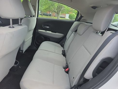 Certified 2022 Honda HR-V LX image 23