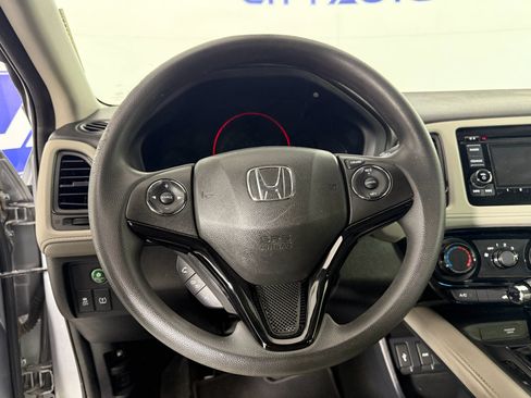 Used 2017 Honda HR-V LX image 20