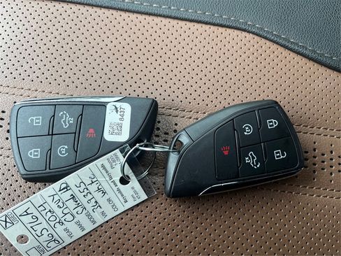 Used 2024 Chevrolet Silverado 2500 High Country w/ Technology Package image 36