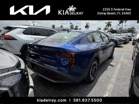 Used 2025 Kia K4 EX FWD image 2