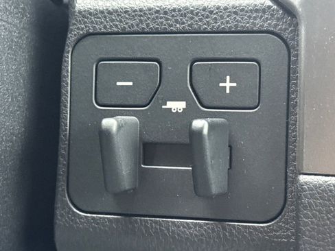 Used 2024 Toyota Tacoma TRD Off-Road w/ TRD Off Road Upgrade Package image 23