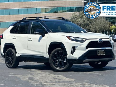 Used 2022 Toyota RAV4 XSE AWD/4WD image 1