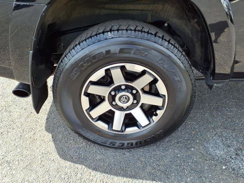 Certified 2023 Toyota 4Runner TRD Off-Road Premium image 7