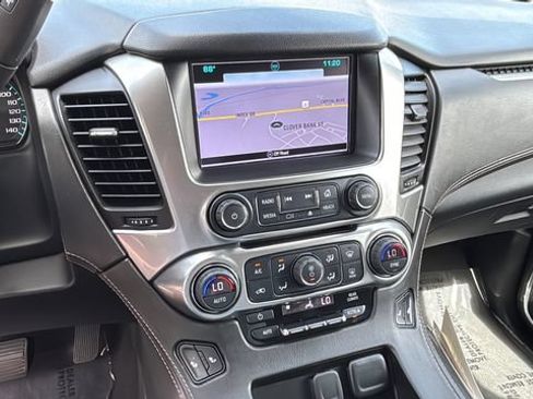 Used 2020 Chevrolet Suburban LT AWD/4WD image 25