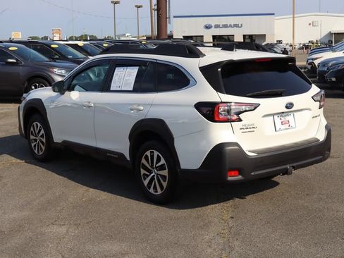 Certified 2025 Subaru Outback Premium AWD/4WD image 6