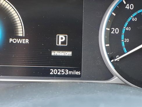 Used 2023 Nissan Leaf SV Plus image 23