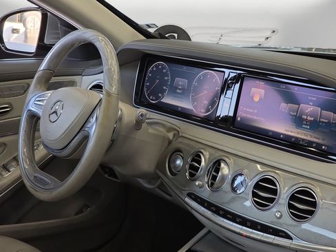 Used 2015 Mercedes-Benz S 550 Sedan image 29