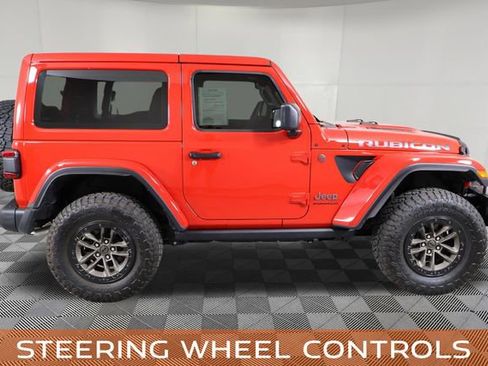 Used 2025 Jeep Wrangler Rubicon AWD/4WD image 6