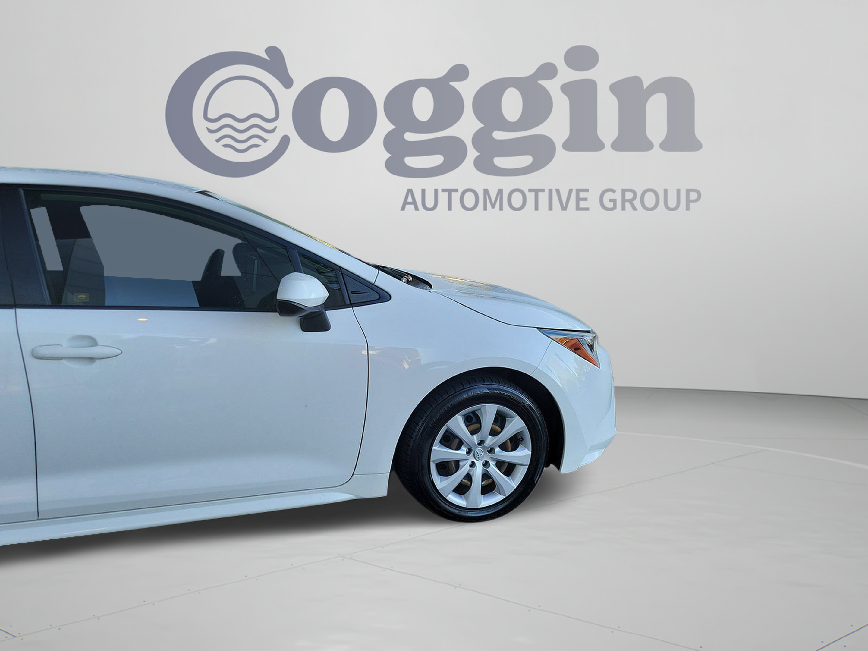 Used 2020 Toyota Corolla LE FWD image 32