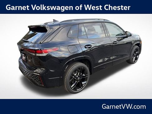 New 2026 Volkswagen Tiguan SE R-Line AWD/4WD image 5