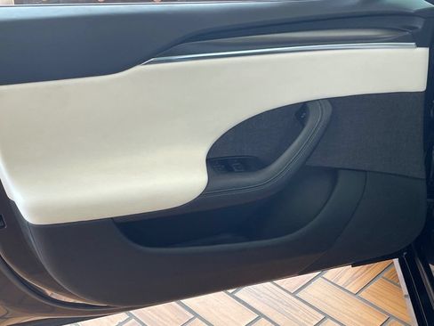 Used 2021 Tesla Model S Plaid AWD/4WD image 15