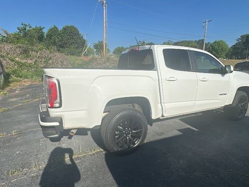 Used 2022 GMC Canyon Elevation image 12