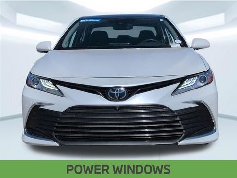Used 2024 Toyota Camry XLE w/ Navigation Package FWD image 15