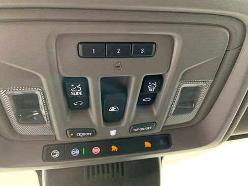 Used 2024 GMC Sierra 3500 SLT w/ SLT Convenience Package AWD/4WD image 35