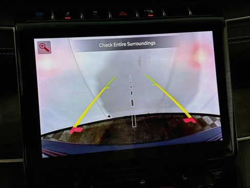 Used 2024 Jeep Grand Cherokee Limited 4xe image 3