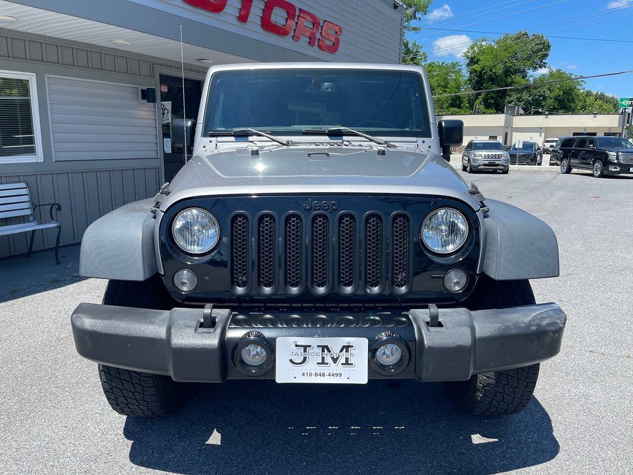 Used 2017 Jeep Wrangler Unlimited Sport AWD/4WD image 2