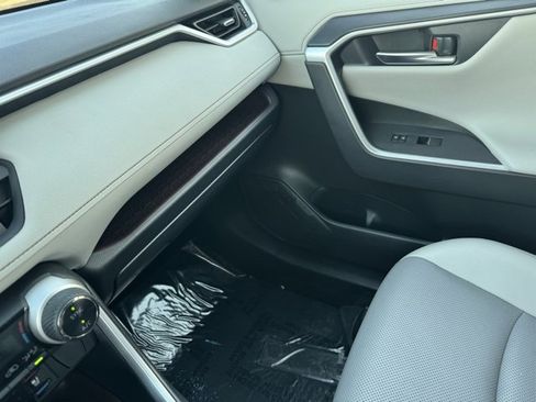 Certified 2020 Toyota RAV4 Limited w/ Limited Grade Weather Package image 24