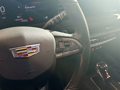 Used 2024 Cadillac XT4 Sport image 13