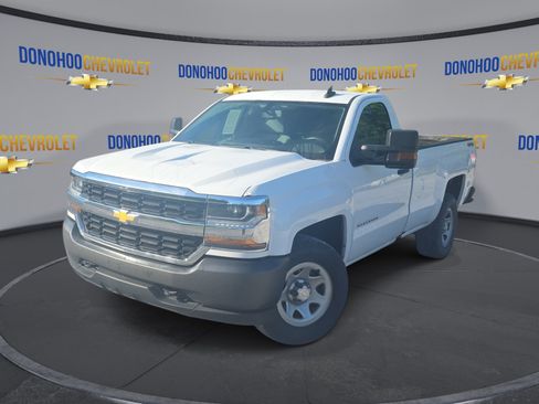 Used 2018 Chevrolet Silverado 1500 W/T w/ WT Fleet Convenience Package AWD/4WD image 4