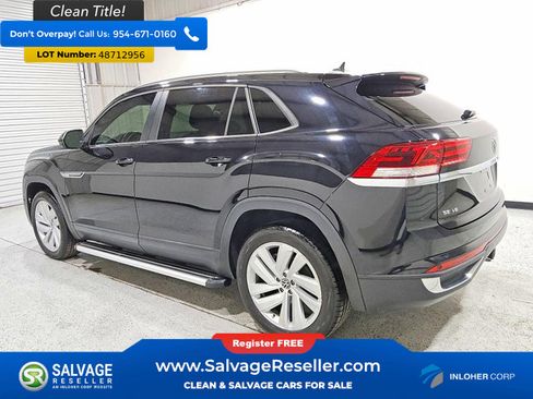 Used 2020 Volkswagen Atlas Cross Sport SE FWD image 3