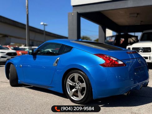 Used 2009 Nissan 370Z Touring image 5