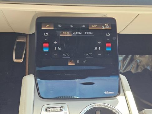 New 2026 Cadillac Vistiq Luxury AWD/4WD image 35