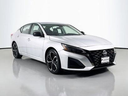 Used 2023 Nissan Altima 2.5 SR