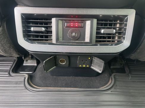 Certified 2024 Ford F350 Platinum w/ FX4 Off-Road Package image 30