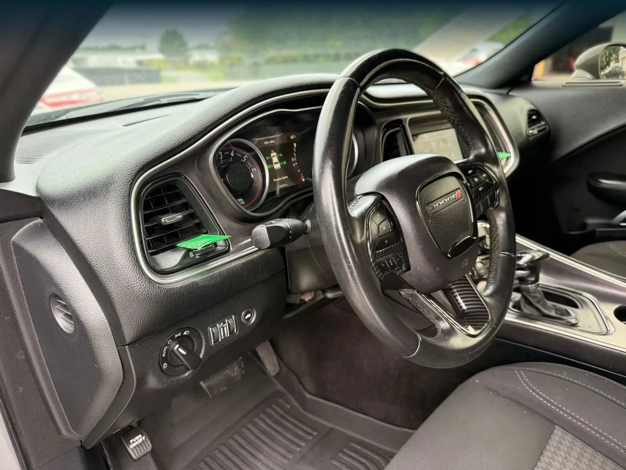 Used 2018 Dodge Challenger SXT RWD image 17