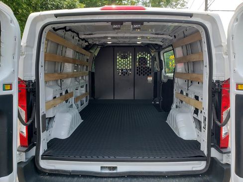 Used 2025 Ford Transit 250 Low Roof w/ Exterior Upgrade Package RWD image 7