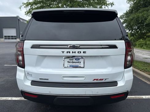 Used 2022 Chevrolet Tahoe RST w/ Luxury Package AWD/4WD image 7