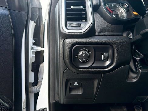Used 2023 RAM 1500 Big Horn AWD/4WD image 10