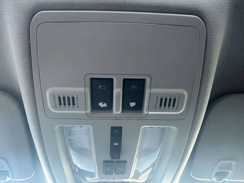 Used 2016 Cadillac SRX Luxury FWD image 33