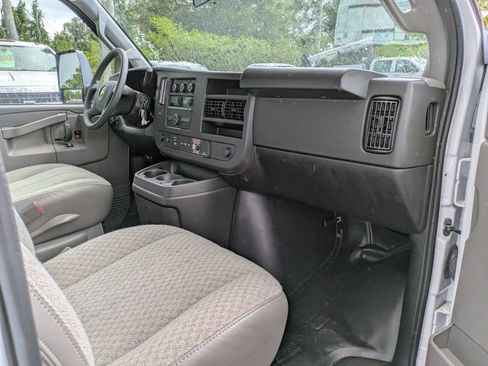 New 2025 Chevrolet Express 3500 w/ Power Convenience Package image 15