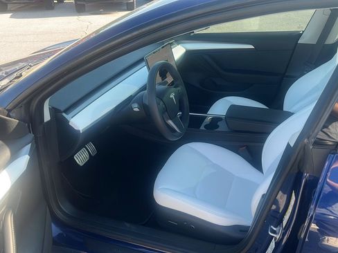 Used 2023 Tesla Model 3 Performance AWD/4WD image 7