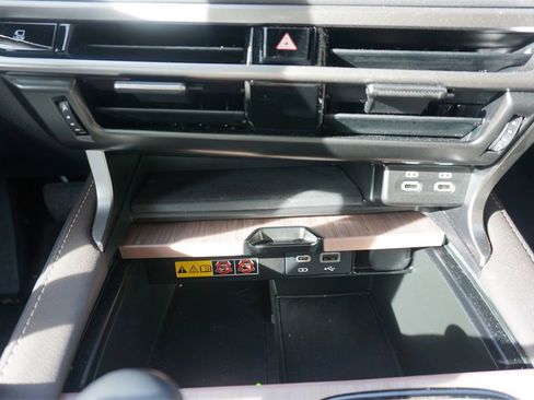 Used 2024 Lexus RX 350 Premium image 12