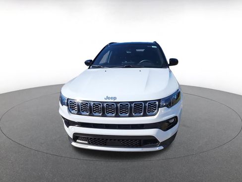 Used 2025 Jeep Compass Limited image 2