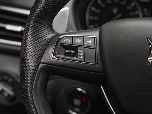 Used 2022 Maserati Ghibli Trofeo image 23