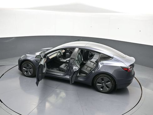 Used 2023 Tesla Model 3 Standard Range RWD image 46