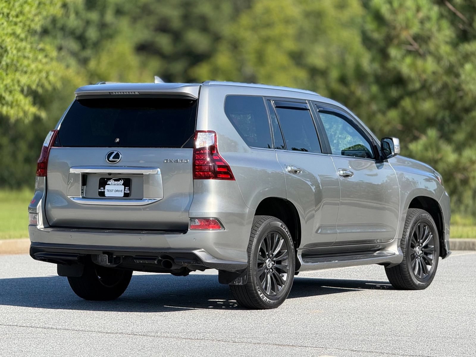 Used 2021 Lexus GX 460 Premium w/ Accessory Package AWD/4WD image 11