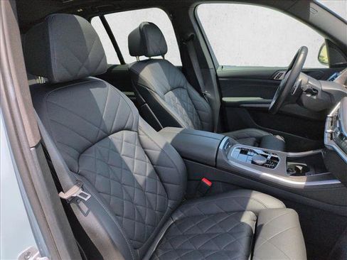 Used 2025 BMW X5 sDrive40i w/ M Sport Package RWD image 22