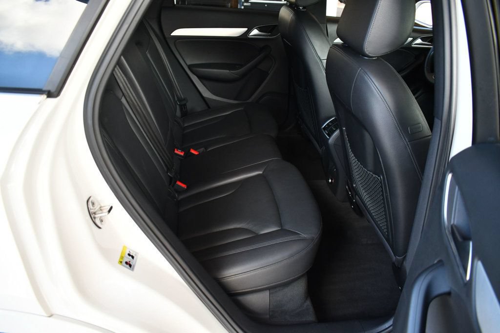 Used 2018 Audi Q3 2.0T Premium Plus w/ Premium Plus Package AWD/4WD image 17
