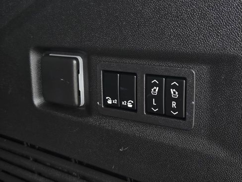 Used 2023 Chevrolet Tahoe Premier w/ Texas Edition image 12