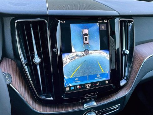 Certified 2024 Volvo XC60 B5 Plus w/ Climate Package image 14