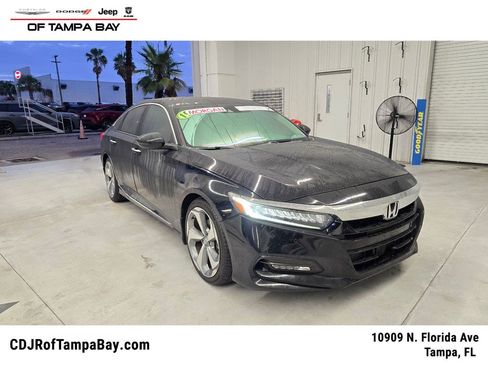 Used 2019 Honda Accord Touring image 1
