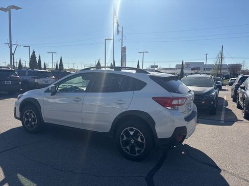 Used 2018 Subaru Crosstrek 2.0i Premium w/ Eyesight System image 6