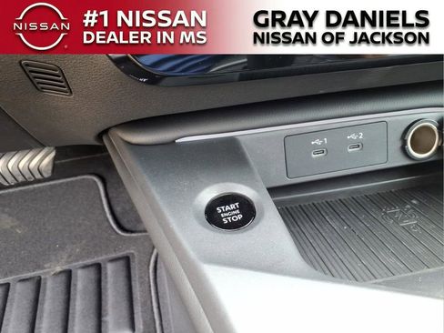 New 2026 Nissan Sentra SR w/ SR Premium Package image 15