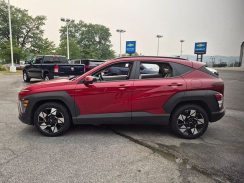 Used 2024 Hyundai Kona SEL FWD image 9