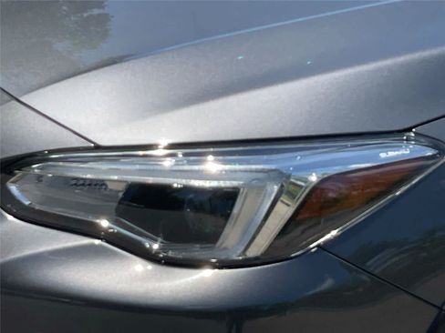 Used 2023 Subaru Crosstrek 2.5i Limited AWD/4WD image 7